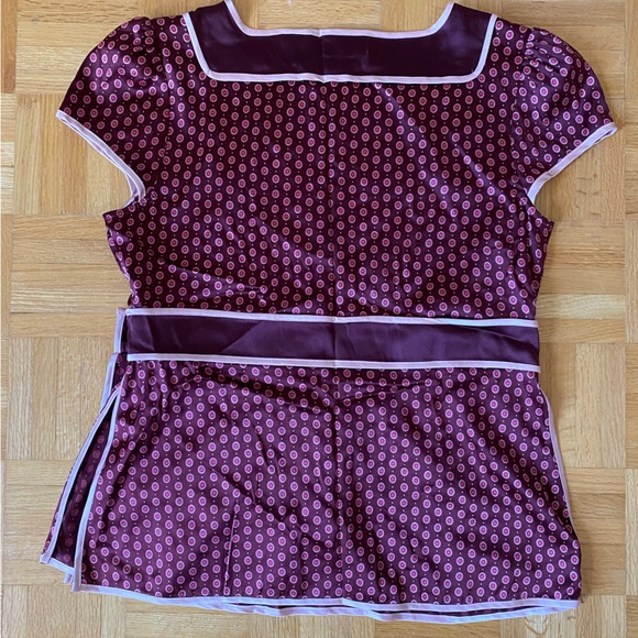 Penguin silk going out top - Picture 2 of 3